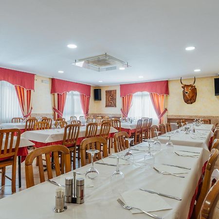 Hotel Restaurante Cazador Перейро Экстерьер фото